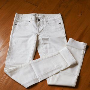 American Eagle white skinny jeans